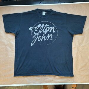 Elton John T-shirt, nicely worn in, super soft cotton,cool monochrome print